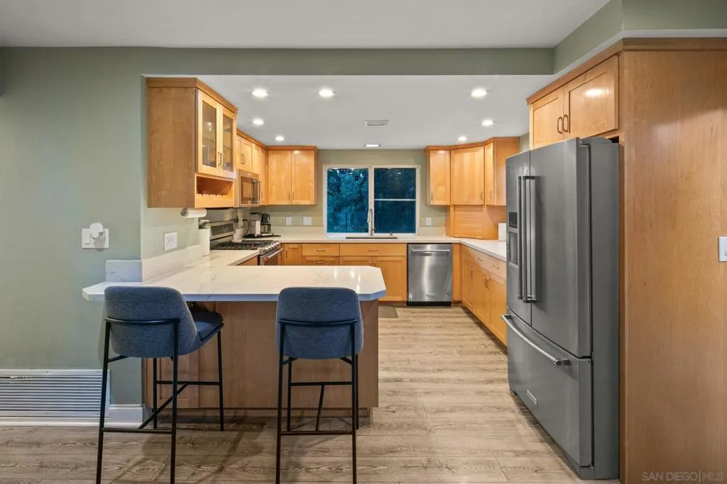 5134 Park Rim Dr., San Diego, California 92117 home-pic-24