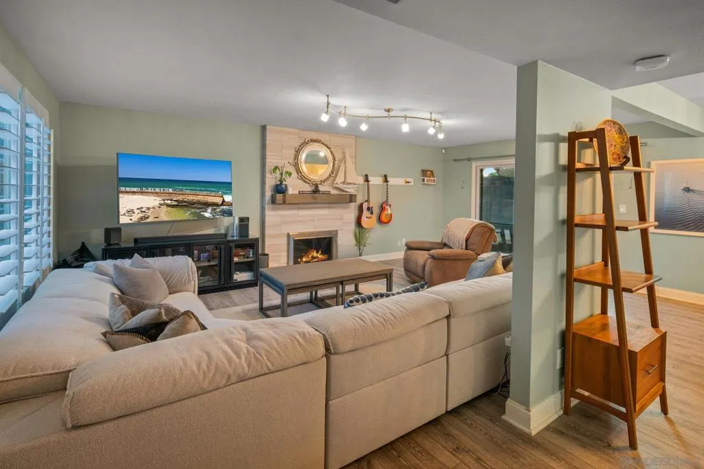 5134 Park Rim Dr., San Diego, California 92117 home-pic-10