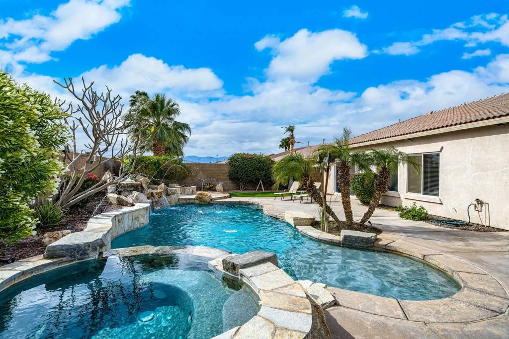 41222 Mackenzie Lane, Indio, California 92203 home-pic-23