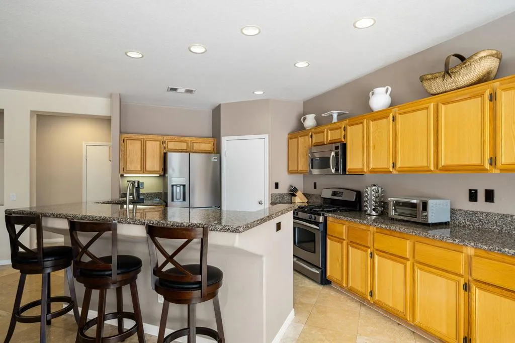 41222 Mackenzie Lane, Indio, California 92203 home-pic-11