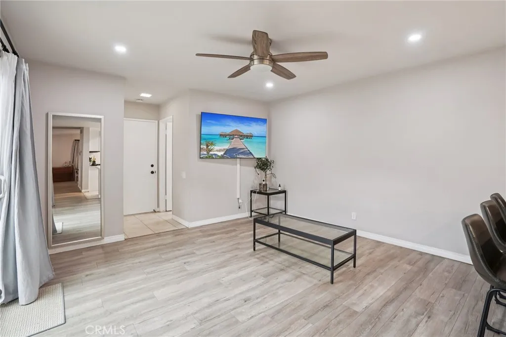 1973 Clear River, Hacienda Heights, California 91745 home-pic-18