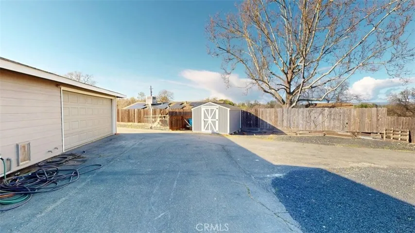 Standing in circle driveway looking towards entrance.