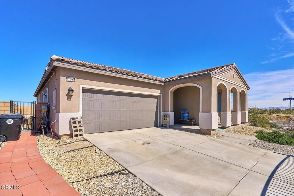 11992 Olivine Road, Victorville, California 92392 home-pic-7