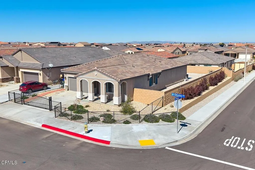 11992 Olivine Road, Victorville, California 92392 home-pic-2