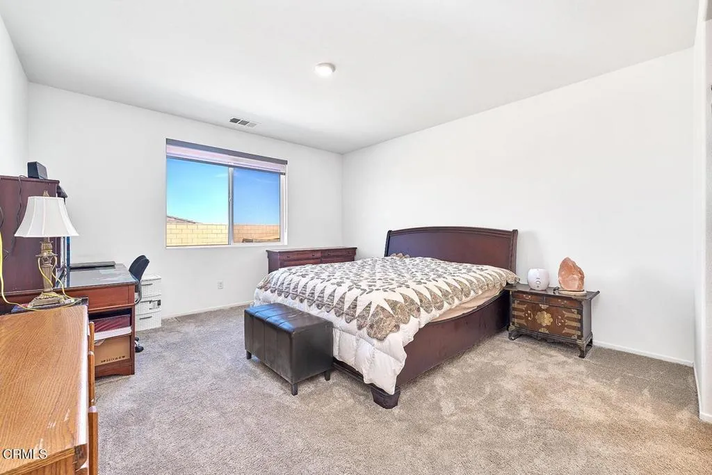 11992 Olivine Road, Victorville, California 92392 home-pic-26
