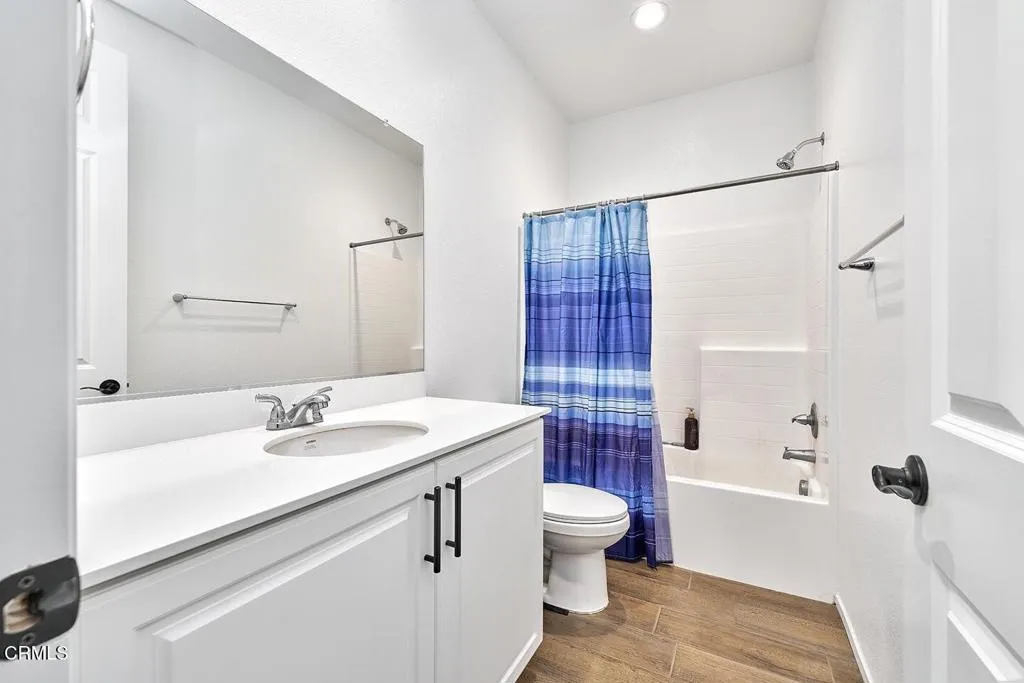 11992 Olivine Road, Victorville, California 92392 home-pic-35