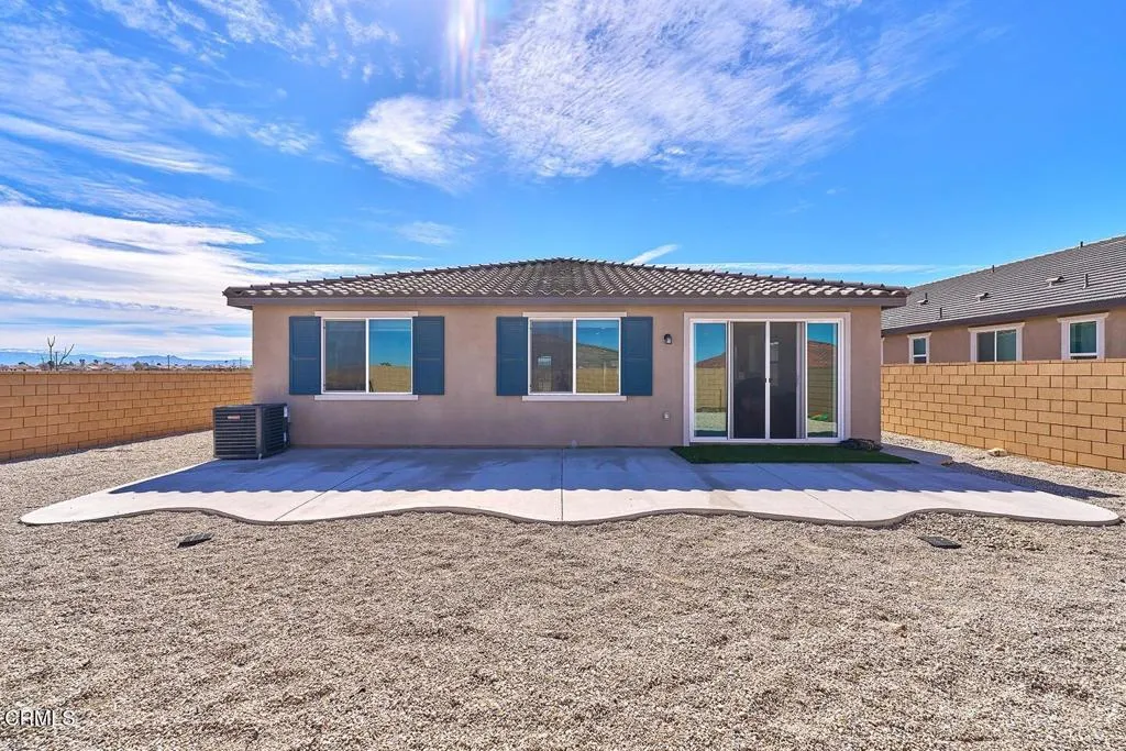11992 Olivine Road, Victorville, California 92392 home-pic-13