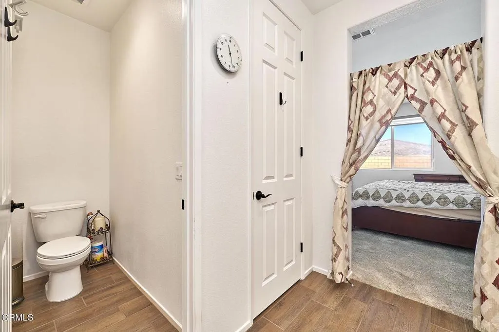 11992 Olivine Road, Victorville, California 92392 home-pic-20