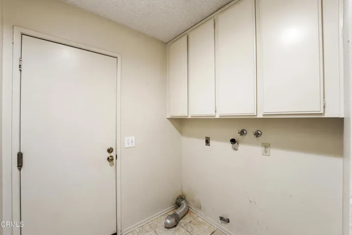 2474 Kimberly ave MLS-27