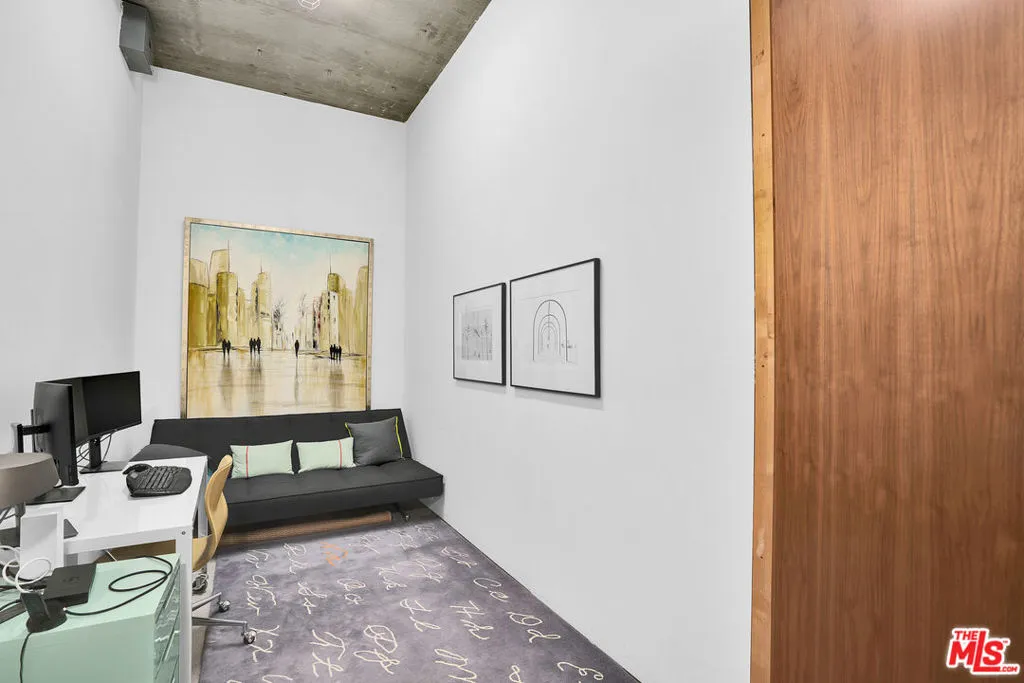 125 Pacific Street 8, Santa Monica, California 90405 home-pic-32