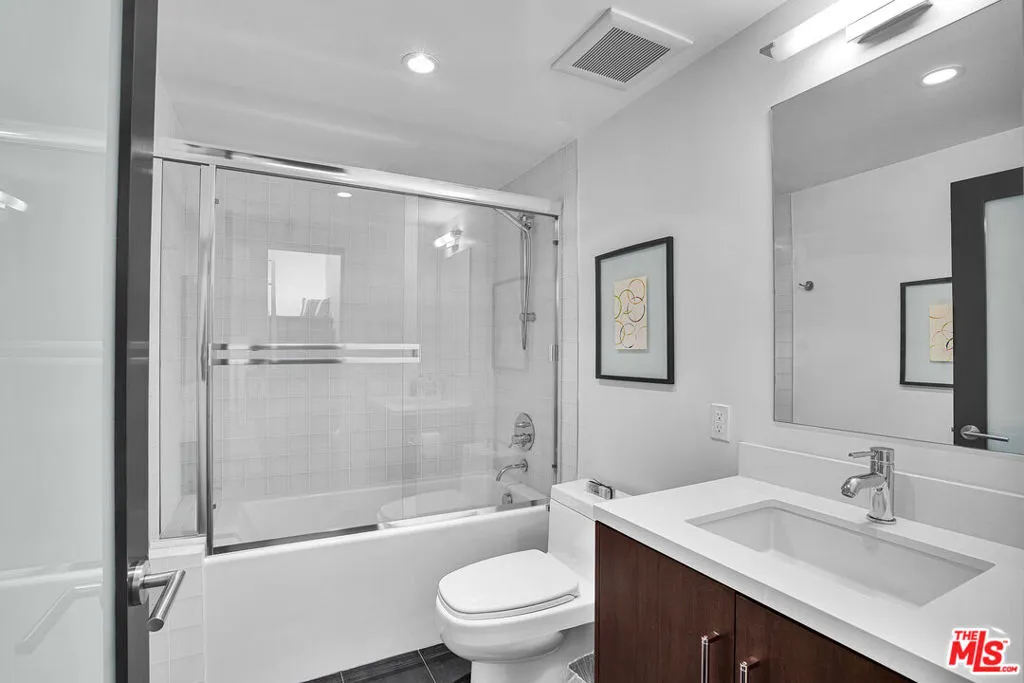125 Pacific Street 8, Santa Monica, California 90405 home-pic-20