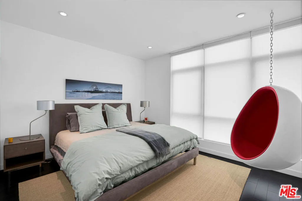 125 Pacific Street 8, Santa Monica, California 90405 home-pic-17