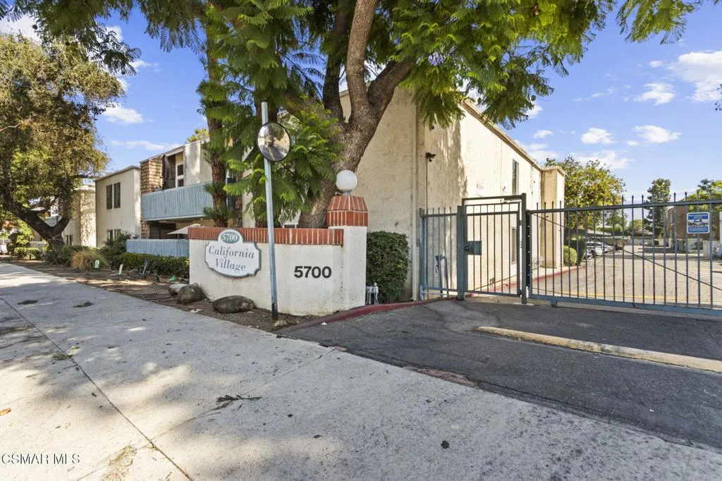 5700 Etiwanda Avenue 248, Tarzana, California 91356 home-pic-30