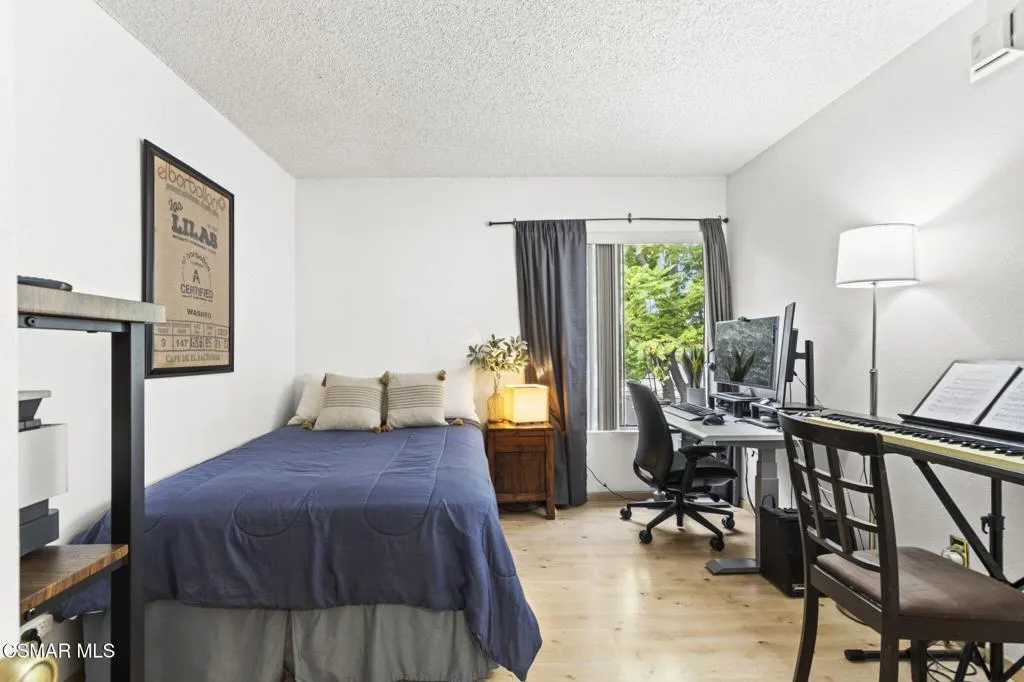 5700 Etiwanda Avenue 248, Tarzana, California 91356 home-pic-17