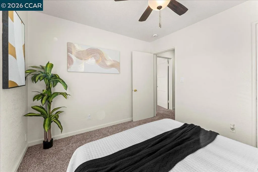 4135 4137 West St, Oakland, California 94608 home-pic-24