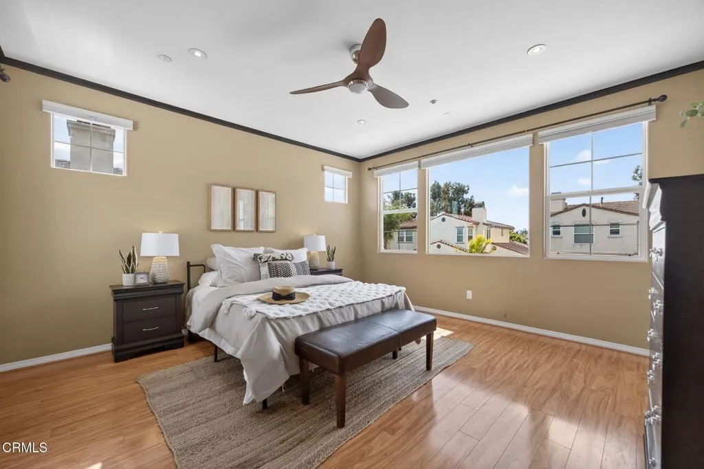 1979 Newcastle Drive, Oxnard, California 93036 home-pic-22