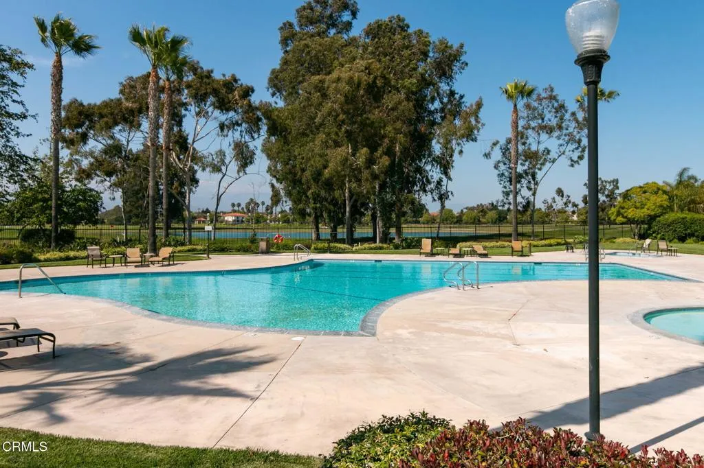 1979 Newcastle Drive, Oxnard, California 93036 home-pic-47