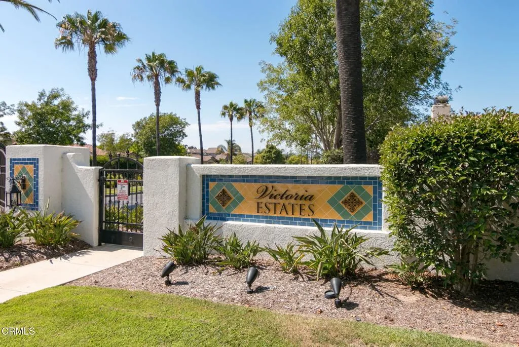 1979 Newcastle Drive, Oxnard, California 93036 home-pic-45