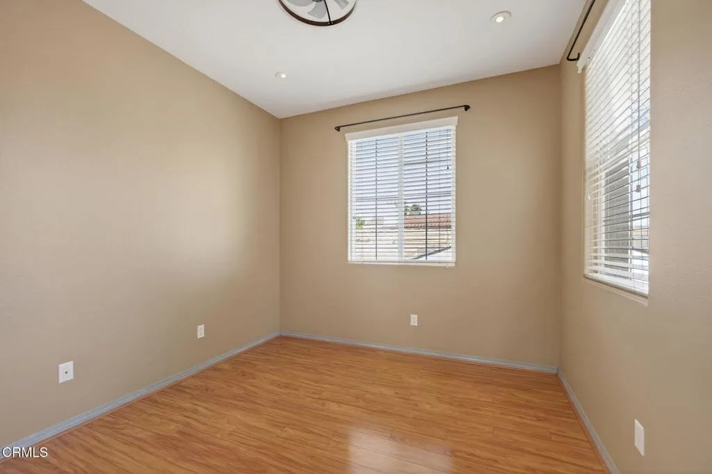 1979 Newcastle Drive, Oxnard, California 93036 home-pic-34