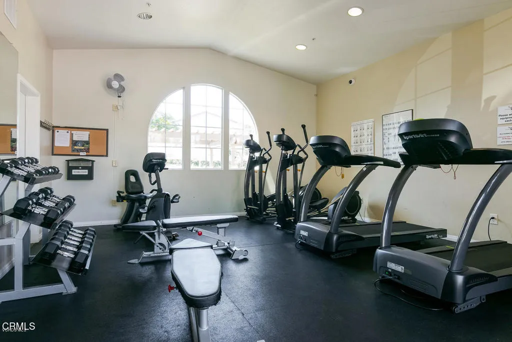 1979 Newcastle Drive, Oxnard, California 93036 home-pic-52