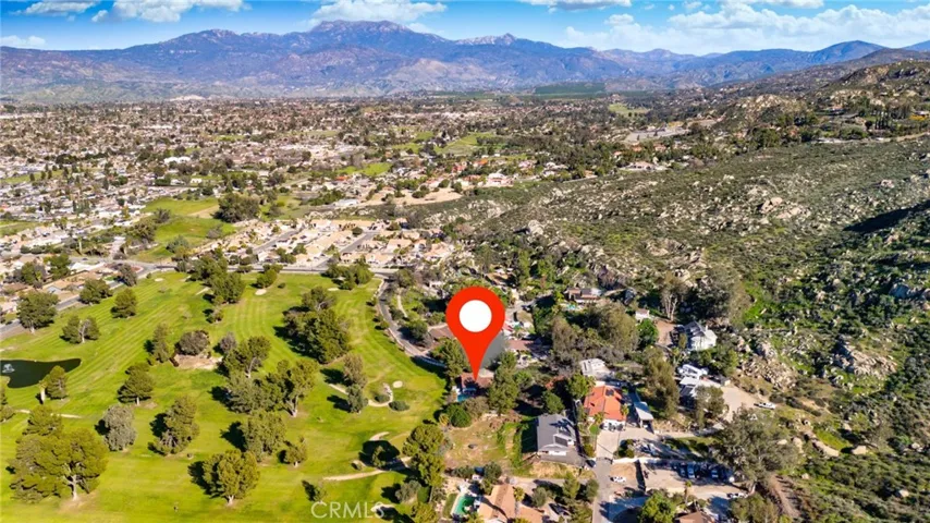 27411 Santa Fe, Hemet, California 92543