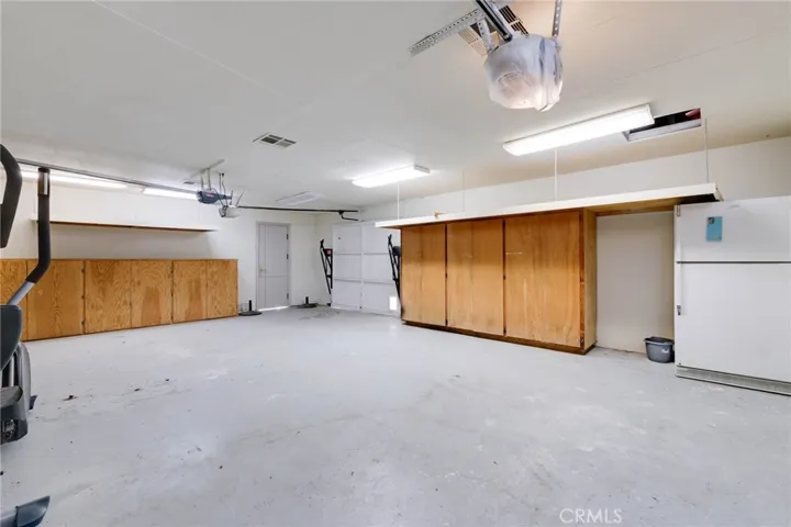 27411 Santa Fe, Hemet, California 92543