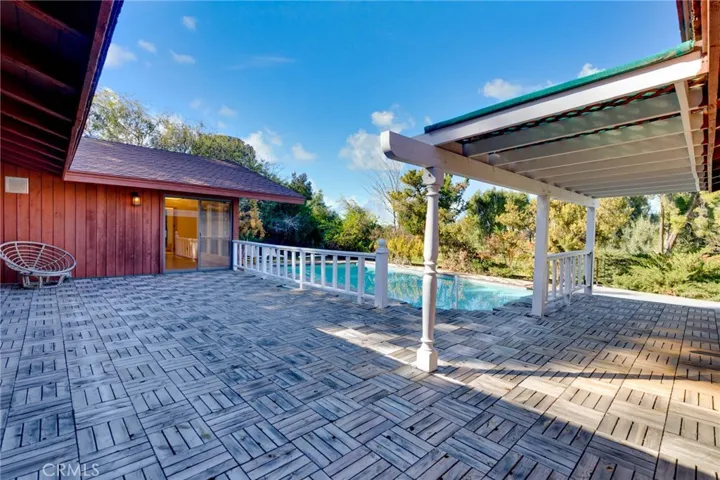 27411 Santa Fe, Hemet, California 92543