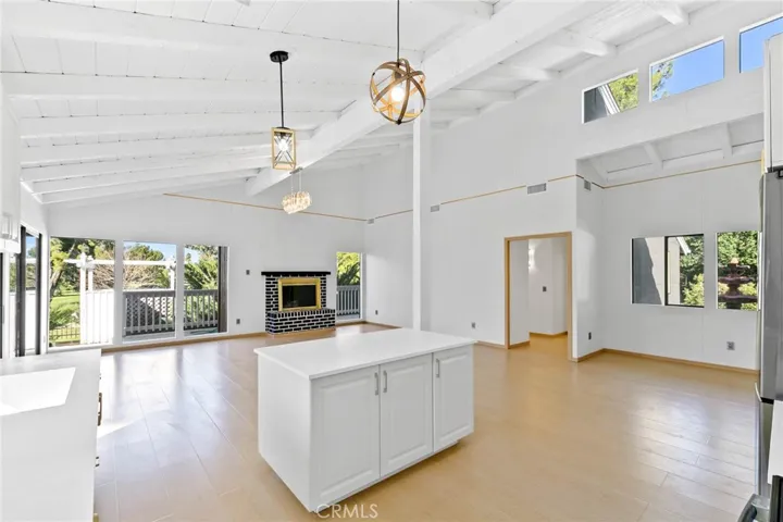 27411 Santa Fe, Hemet, California 92543