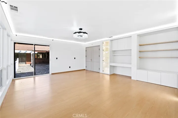 27411 Santa Fe, Hemet, California 92543