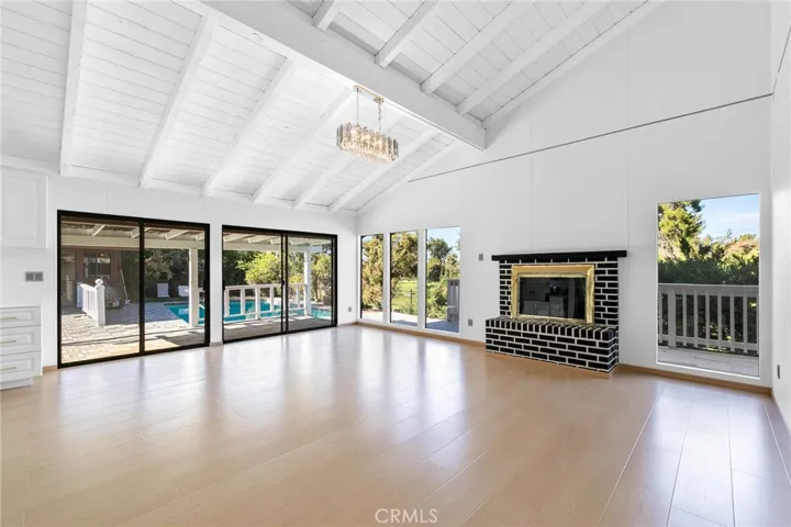 27411 Santa Fe, Hemet, California 92543