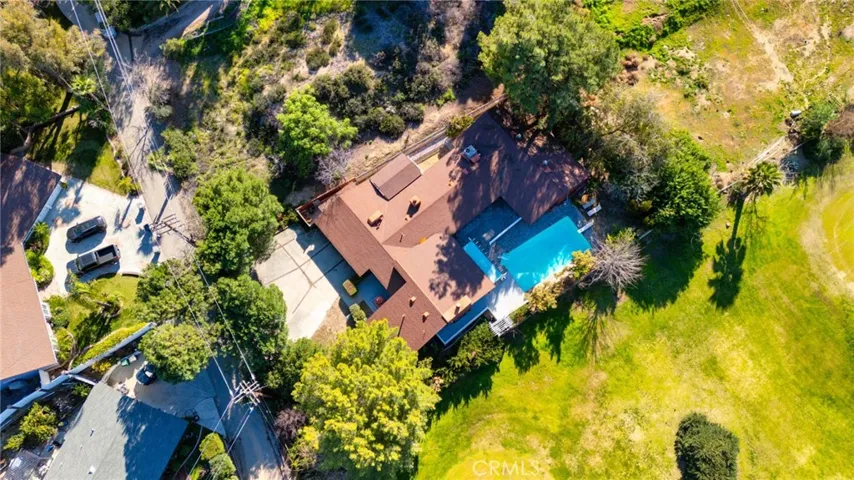 27411 Santa Fe, Hemet, California 92543