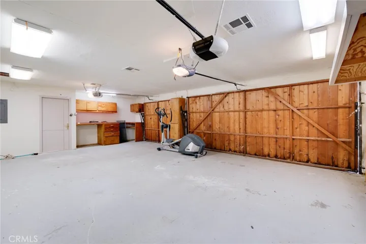 27411 Santa Fe, Hemet, California 92543