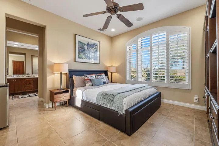 54-web-or-mls-2H8A7480