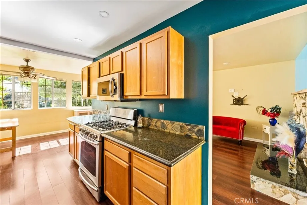 2009 W Oak, Fullerton, California 92833 home-pic-9
