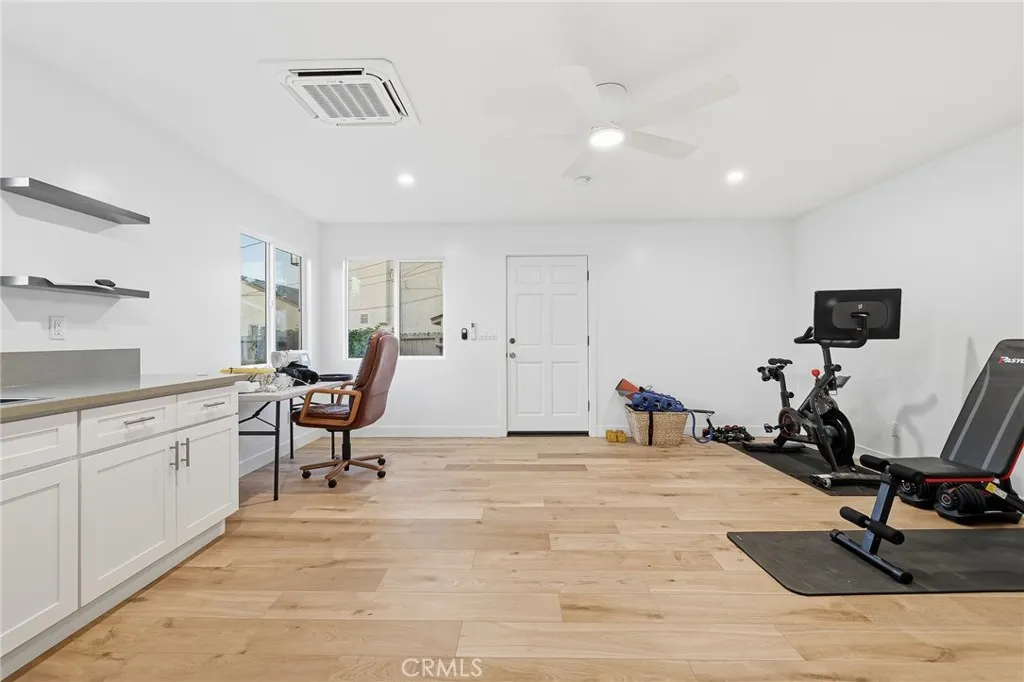 4508 Falcon Avenue, Long Beach, California 90807 home-pic-30