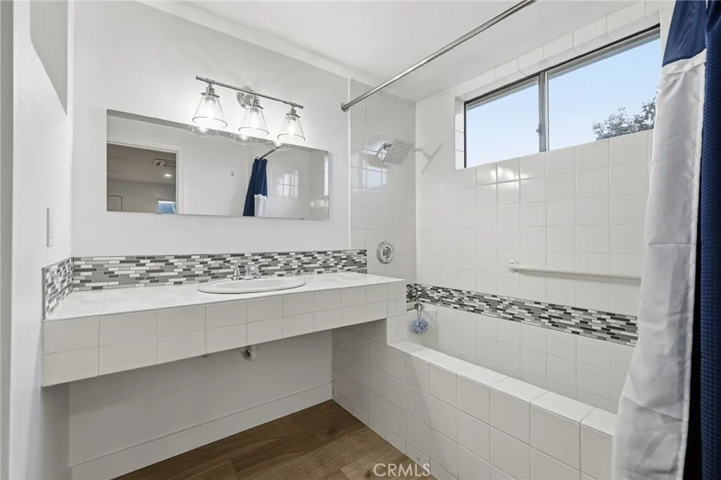 4508 Falcon Avenue, Long Beach, California 90807 home-pic-31