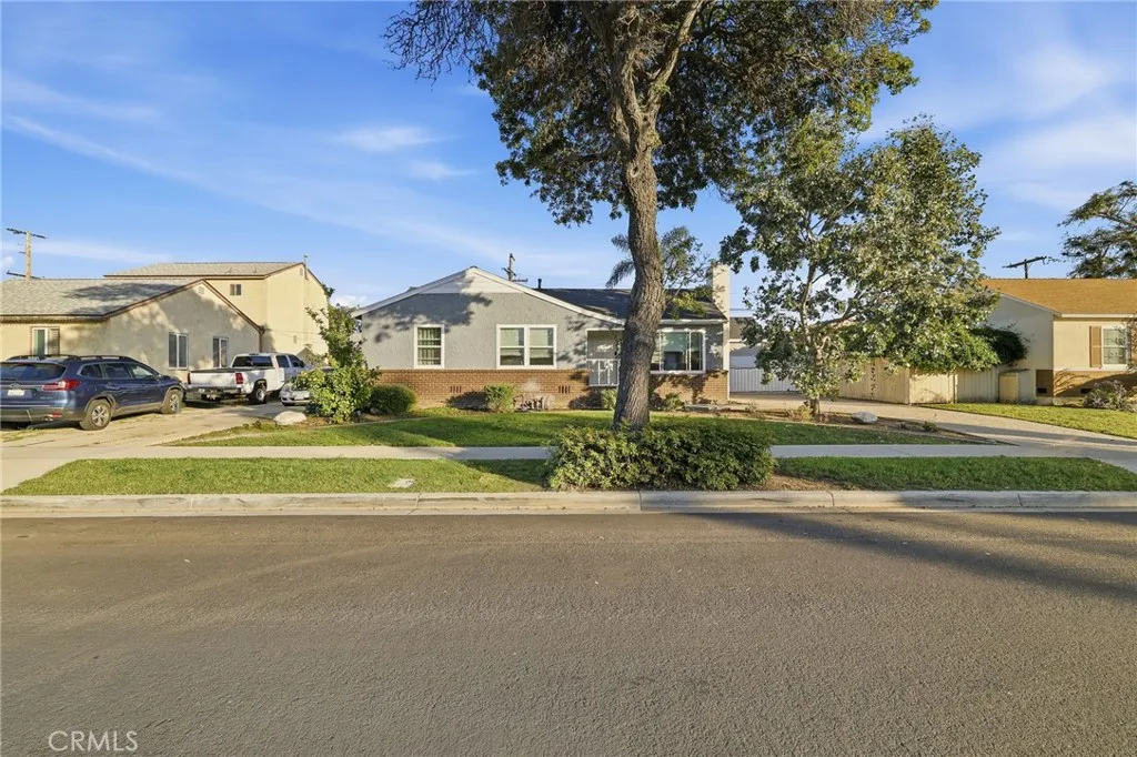 4508 Falcon Avenue, Long Beach, California 90807 home-pic-1