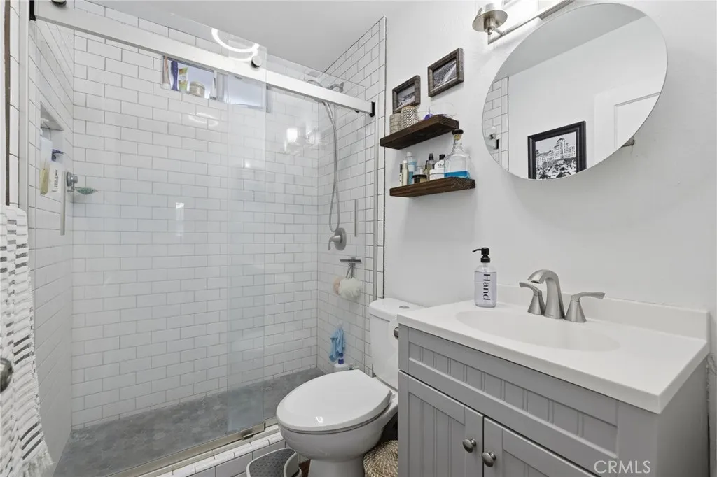 4508 Falcon Avenue, Long Beach, California 90807 home-pic-15