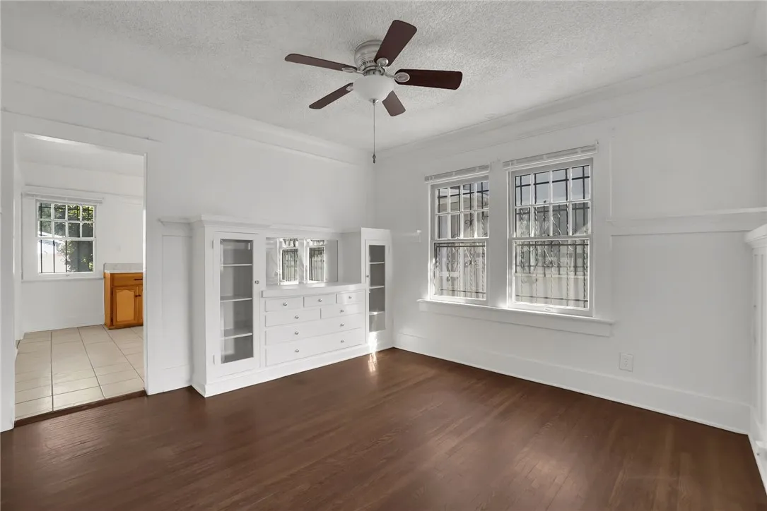 1497 W 47th Street, Los Angeles, California 90062 home-pic-8