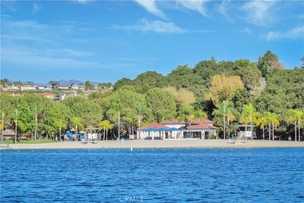 21325 Mazatlan, Mission Viejo, California 92692 home-pic-22