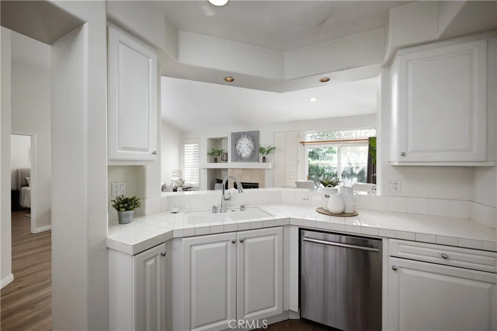 21325 Mazatlan, Mission Viejo, California 92692 home-pic-7