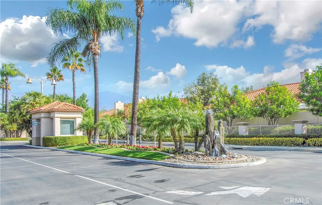 21325 Mazatlan, Mission Viejo, California 92692 home-pic-25