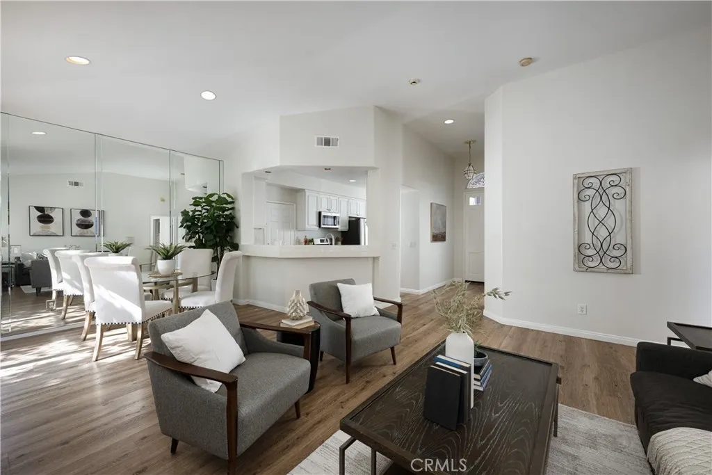 21325 Mazatlan, Mission Viejo, California 92692 home-pic-6