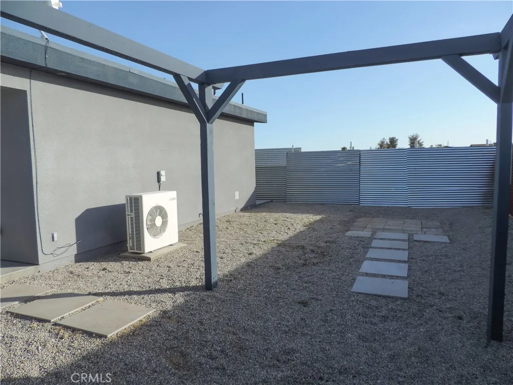 2470 Delgada, Landers, California 92285 home-pic-21