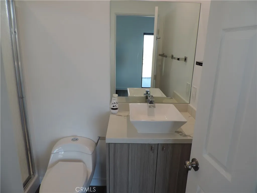 2470 Delgada, Landers, California 92285 home-pic-14
