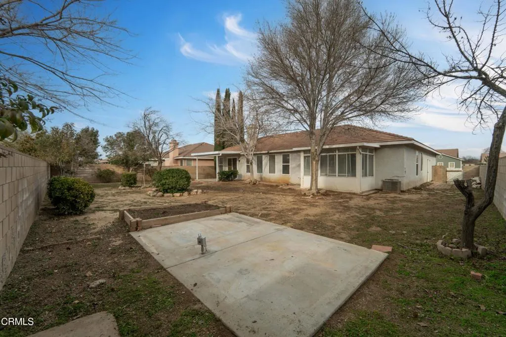 43323 Honeybee Lane, Lancaster, California 93536 home-pic-22