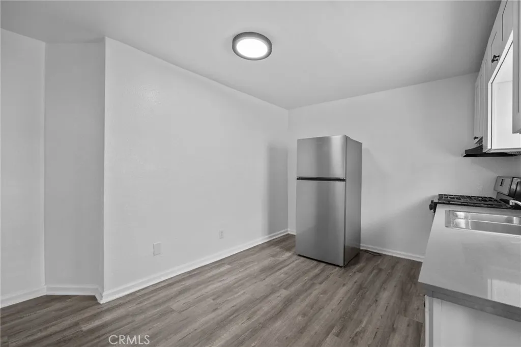 9538 Compton, Los Angeles, California 90002 home-pic-2