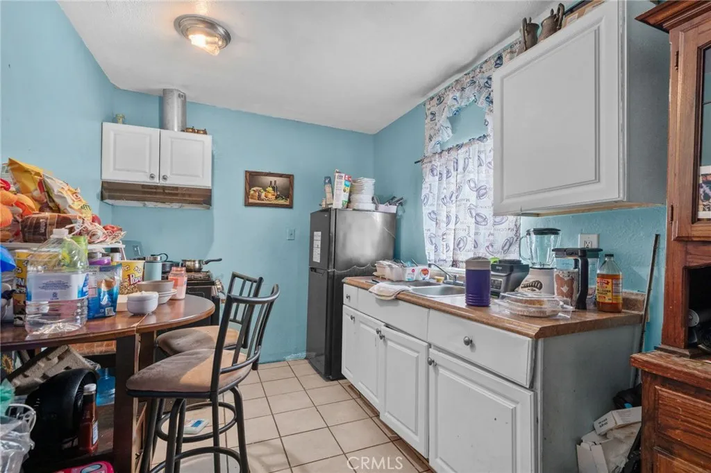 9538 Compton, Los Angeles, California 90002 home-pic-22