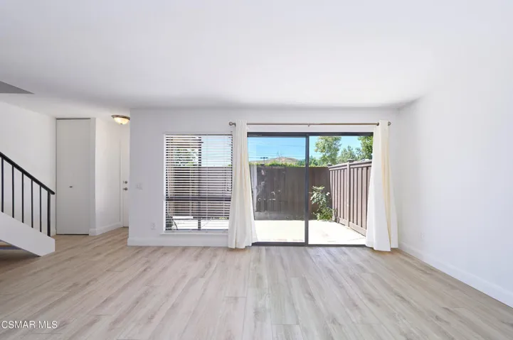 006_28955_oakpath_drive_006