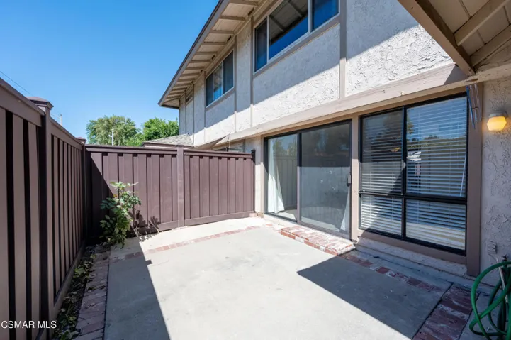 038_28955_oakpath_drive_036